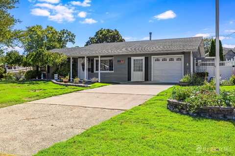 2 Norwood Avenue, Monroe, NJ 08831