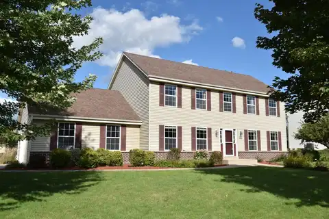 W174n9948 Meadow Creek Ct, Germantown, WI 53022