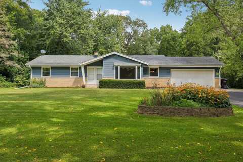 21380 W Glengarry Rd, New Berlin, WI 53146