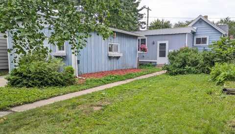 1332 Cleveland Ave, Racine, WI 53405