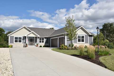 W184n8808 Duke St, Menomonee Falls, WI 53051