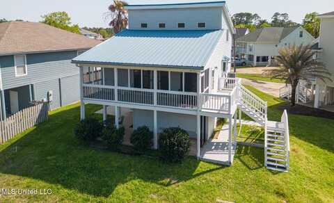 111 Willow Lane, Pass Christian, MS 39571