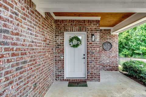 101 Courtyards Drive, Pearl, MS 39208