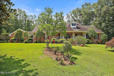 1600 Pine Hill Drive, Raymond, MS 39154