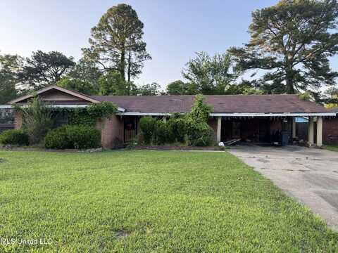 3580 Holmes Avenue, Jackson, MS 39213