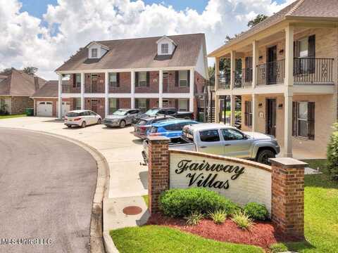 204 Fairway Villas, Diamondhead, MS 39525