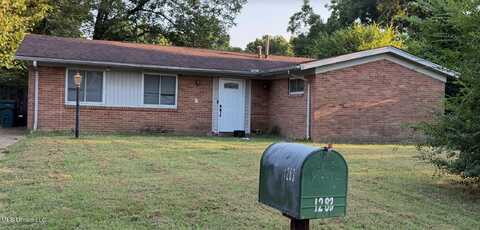 1283 Staunton Drive, Southaven, MS 38671