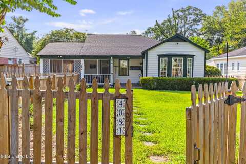 4081 Redwing Avenue, Jackson, MS 39216