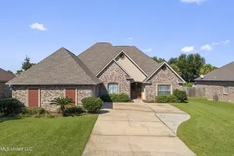 2350 Rue Maison, Biloxi, MS 39532