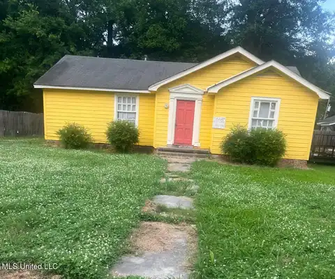 424 Cedar Street, Greenville, MS 38701