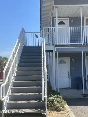 1664 Beach Boulevard, Biloxi, MS 39531