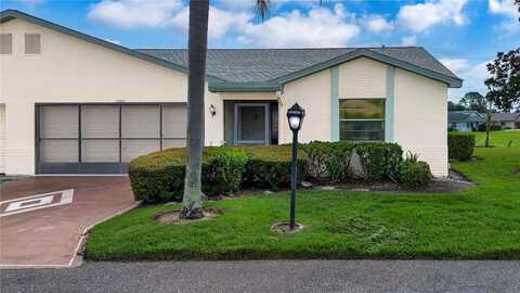 2204 HARTLEBURY WAY, SUN CITY CENTER, FL 33573