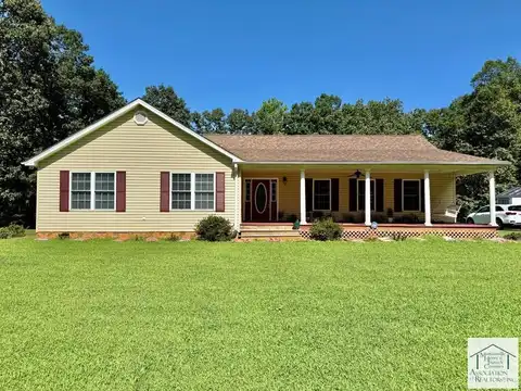 100 Flamingo Rd, Bassett, VA 24055
