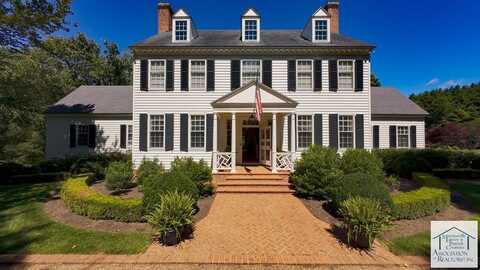 910 Glendale Rd, Galax, VA 24333
