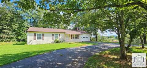 6988 Daniels Creek Rd, Collinsville, VA 24078