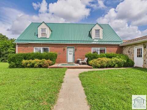 475 Fontaine Dr, Cascade, VA 24069