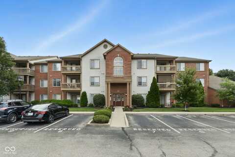 8921 Hunters Creek Drive, Indianapolis, IN 46227