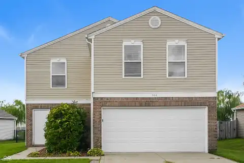944 Shenandoah Way, Greenwood, IN 46143