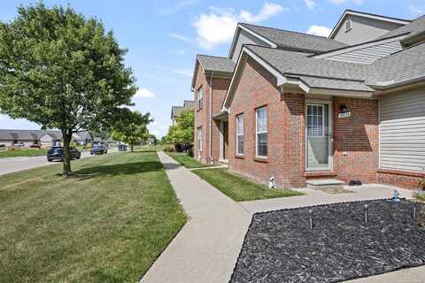 48713 Chelmsford, New Baltimore, MI 48047