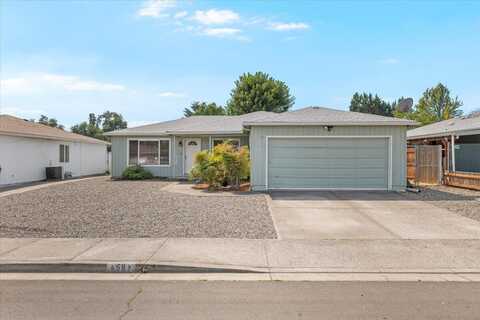 458 Hayes Avenue, Medford, OR 97501