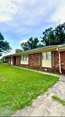 201 Hood Swamp Road, Goldsboro, NC 27534