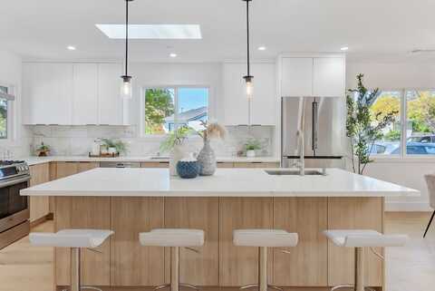 827 S Idaho ST, SAN MATEO, CA 94402
