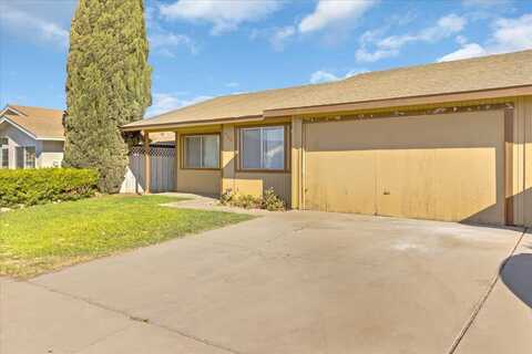 405 Primavera CT, GREENFIELD, CA 93927
