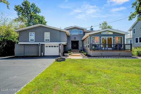 74 Seneca Place, Oceanport, NJ 07757