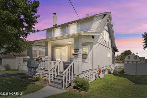 111 Burlington Avenue, Leonardo, NJ 07737
