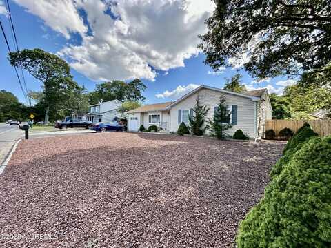 455 Drum Point Road, Brick, NJ 08723