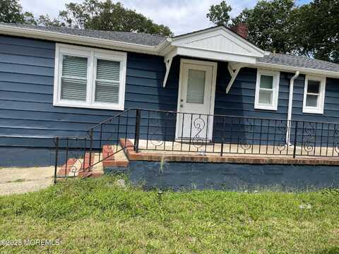 55 E 5th Street, Howell, NJ 07731