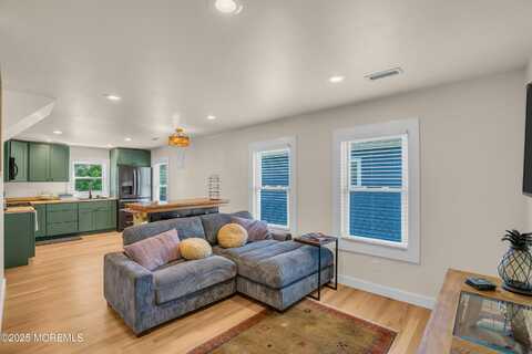 610 4th Avenue, Asbury Park, NJ 07712
