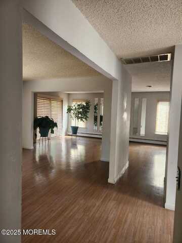 102 Santiago Drive, Toms River, NJ 08755