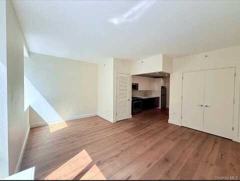 25-21 43rd Avenue, Long Island City, NY 11101