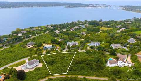 18 Homeward Lane, East Hampton, NY 11954