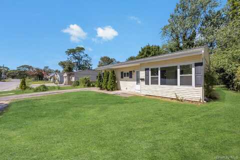 805 Bayview Avenue, Amityville, NY 11701