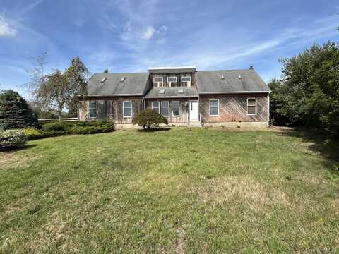 24 Kimberly Court, Baiting Hollow, NY 11933