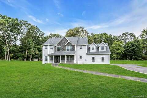56 Kool Place, Port Jefferson Station, NY 11776
