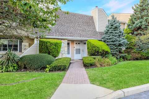 195 Lake Pointe Circle, Middle Island, NY 11953