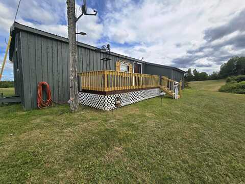 96 W West Ridge Road, Littleton, ME 04730