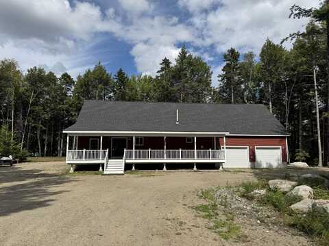 42 Trails End, Lincoln, ME 04457