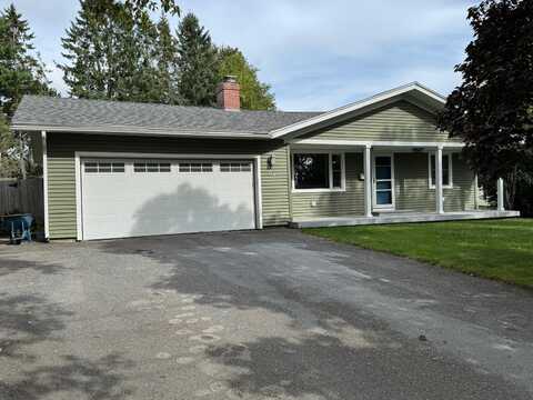 83 Canterbury Street, Presque Isle, ME 04769