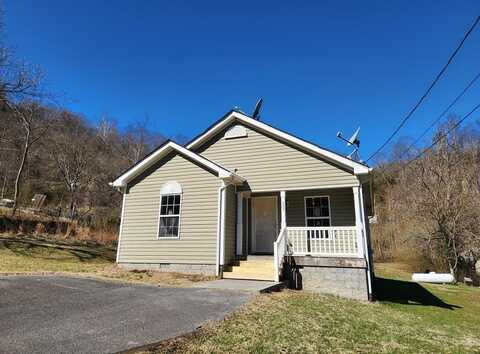 555 Cove Circle, WAR, WV 24892