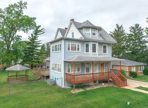 156 S 18th Avenue, Maywood, IL 60153