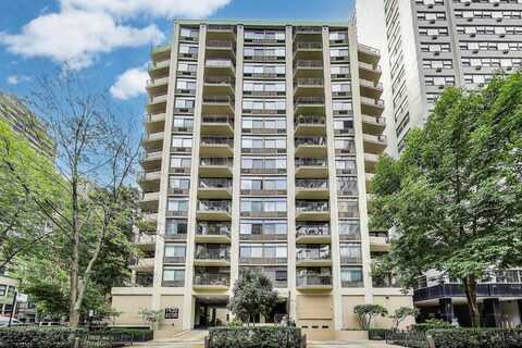 1450 N Astor Street, Chicago, IL 60610