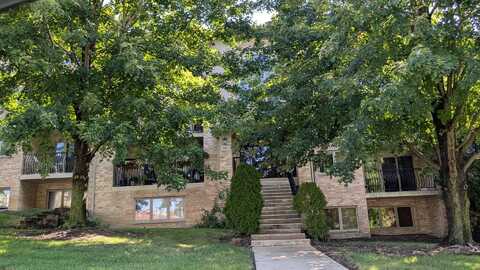 4407 Pershing Avenue, Downers Grove, IL 60515