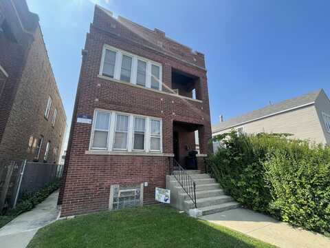 3815 W Diversey Avenue, Chicago, IL 60647