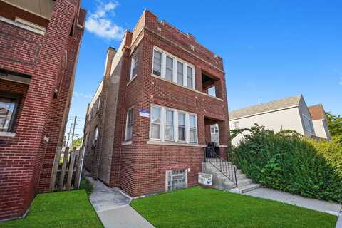 3815 W Diversey Avenue, Chicago, IL 60647
