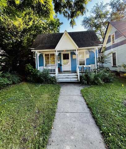 340 W Roosevelt Street, DeKalb, IL 60115