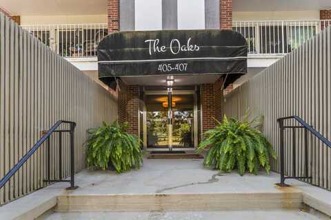 405 W University Avenue, Champaign, IL 61820